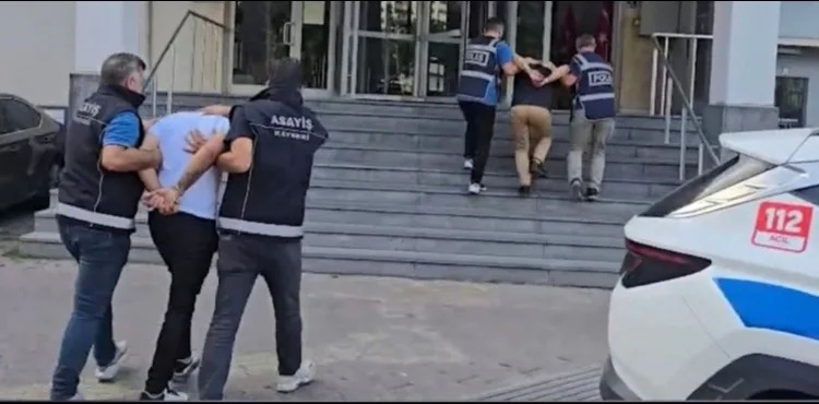 Kayseri’de aranan 2 hükümlü kovalamaca sonucu yakalandı