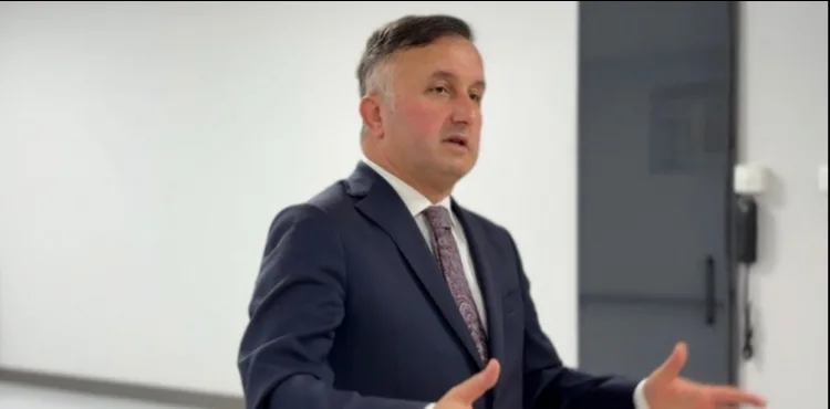 Coşkun Esen, Nermin Eminoğlu Anaokulunu ziyaret etti