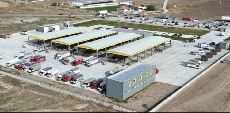 Kayseri’de Canlı Hayvan Pazarı şap hastalığı nedeniyle geçici olarak kapatıldı