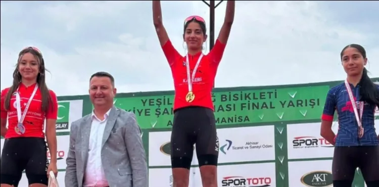 YEŞİLAY DAĞ BİSİKLETİ TÜRKİYE ŞAMPİYONASI’NDA KAYSERİLİ SPORCULARDAN ÖNEMLİ BAŞARI