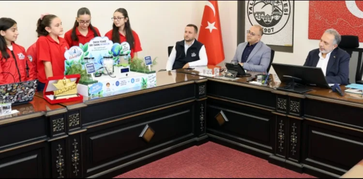 BAŞKAN YALÇIN’DAN TALAS’IN GENÇ MUCİTLERİNE 4X4’LÜK TEBRİK
