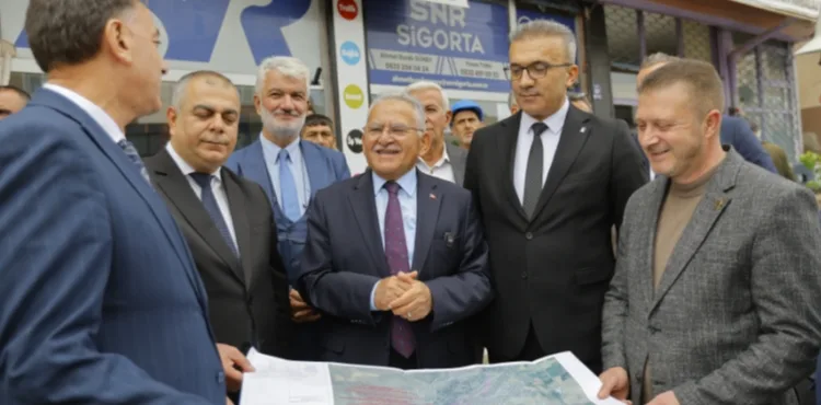 BAŞKAN BÜYÜKKILIÇ, DEVELİ CUMHURİYET CADDESİ’NDEKİ KASKİ ALTYAPI ÇALIŞMALARINI İNCELEDİ