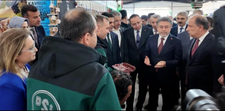 Kayseri’nin lezzetleri çocuklara destek için yöresel ürün sergisinde