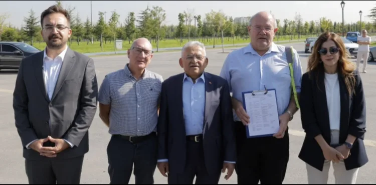 RECEP TAYYİP ERDOĞAN MİLLET BAHÇESİ’NE YEŞİL BAYRAK ÖDÜLÜ
