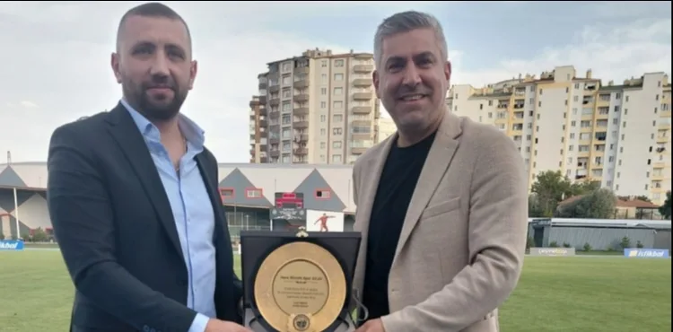 ALPER ASLAN 50. MAÇINA ULAŞTI