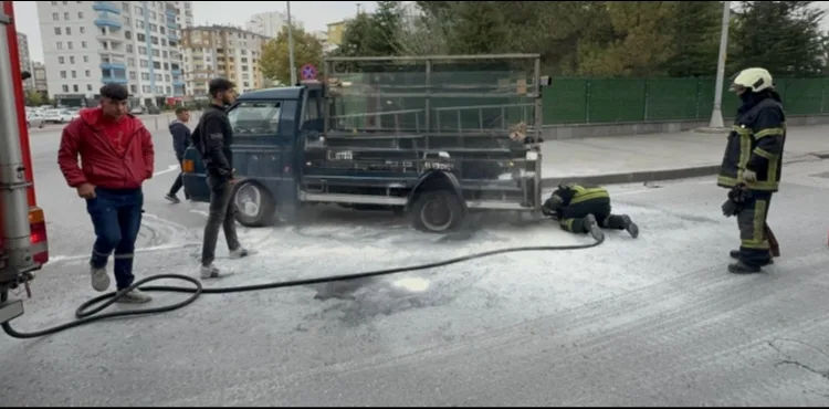 KAYSERİ’DE SEYİR HALİNDEKİ KAMYONETİN TEKERLEĞİ YANDI