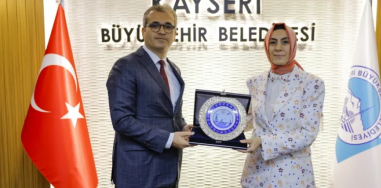 BÜYÜKŞEHİR İLE KAYSERİ’DE AKILLI ULAŞIMDA YENİ DÖNEM