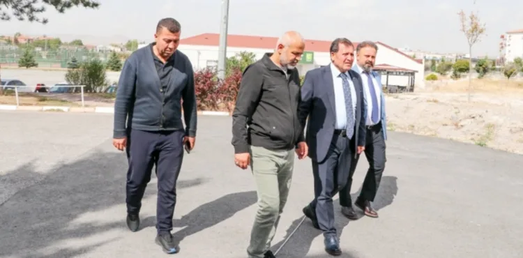 ÖMER HALİSDEMİR SPOR TESİSİ’NDE YENİ DÜZENLEMELER DEĞERLENDİRİLDİ