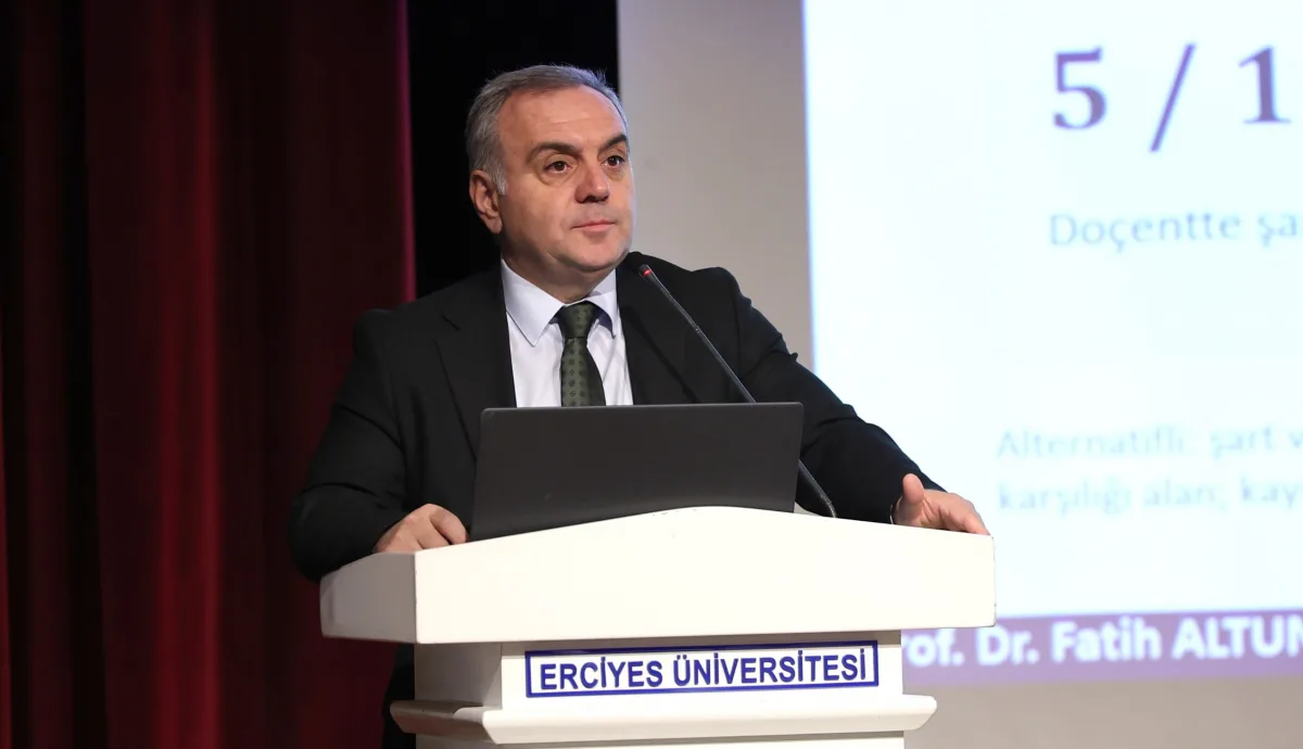 Rektör Prof. Dr. Altun