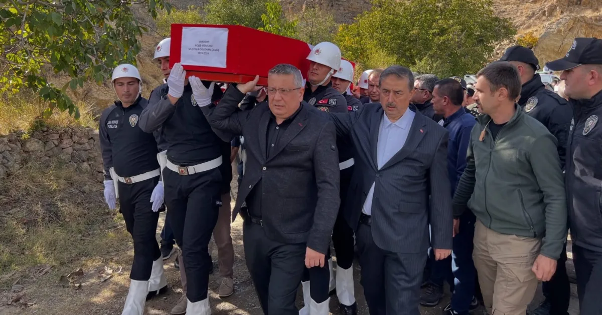 VAN’DAKİ KAZADA YAŞAMINI YİTİREN POLİS MEMURU, KAYSERİ’DE SON YOLCULUĞUNA UĞURLANDI