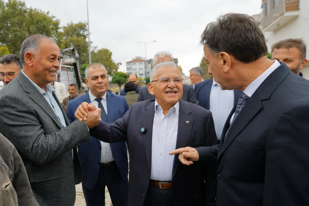 BAŞKAN BÜYÜKKILIÇ, DEVELİ’DEKİ ALTYAPI YATIRIMLARINI İNCELEDİ: “İNSANLARA HİZMET ETMEK İÇİN VARIZ”
