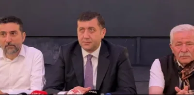 MHP’li Baki Ersoy: Türk siyaseti daha önce bir siyasi partinin başına gelmemiş olayla karşı karşıya