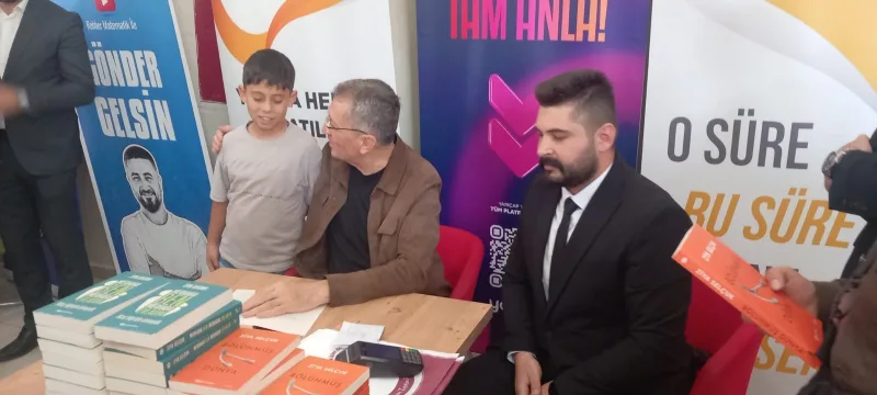 ZİYA SELÇUK DEVELİ’DE EĞİTİM DÜNYASININ GELECEĞİNİ ANLATTI