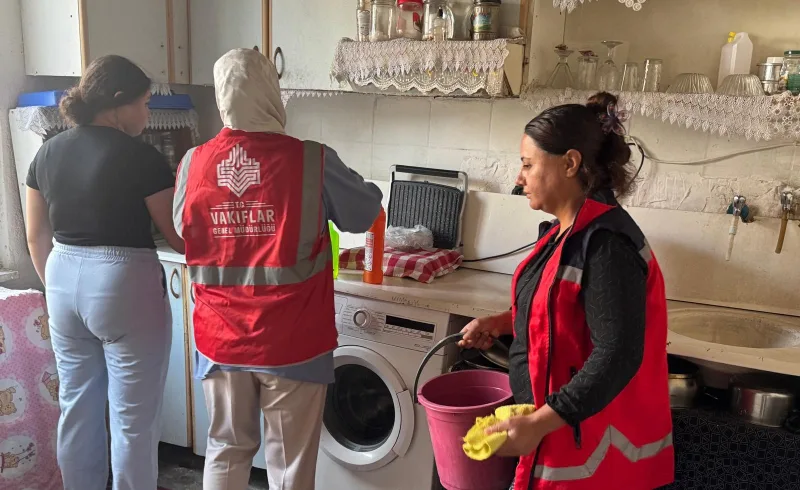 BİR EVİN KAPISI AÇILDI, BİR GÖNLE İYİLİK DOKUNDU