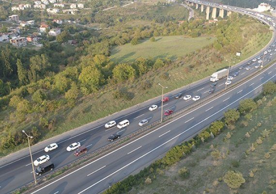 3 gnlk tatil, TEM'de trafii durma noktasna getirdi